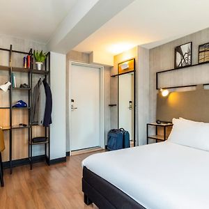 Habitación Estándar con 2 Camas Individuales